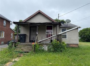 159 Comstock St NW, Warren, OH 44483