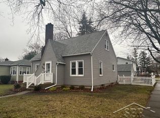409 W Jenny St, Bay City, MI