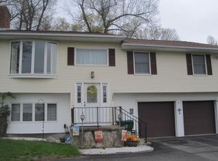 380 Shawinigan Dr, Chicopee, MA 01020
