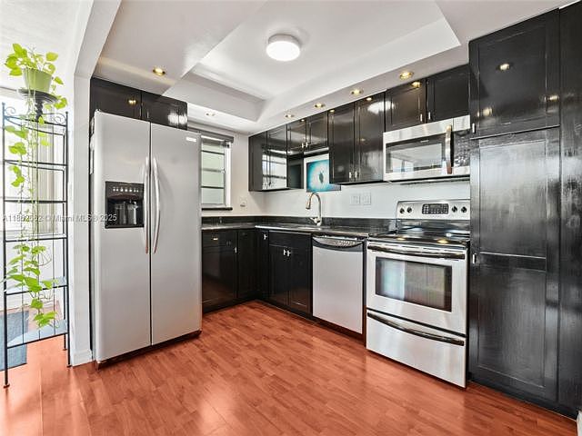 1st image of 2771 Taft St APT 303
