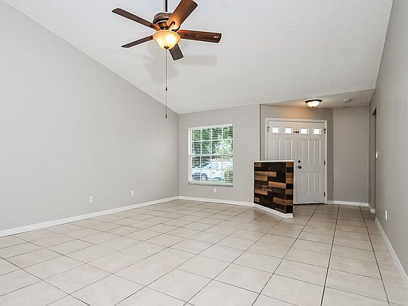 4th image of 1903 Dartford Ct