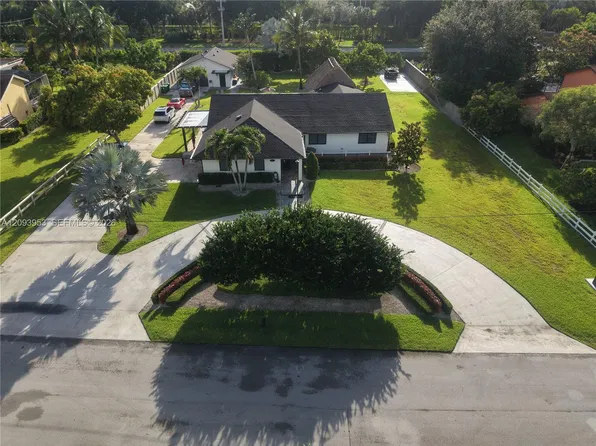 2751 SW 141st Ter, Davie, FL 33330