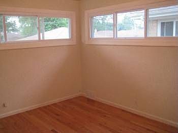 5th image of 139 Linden Ave