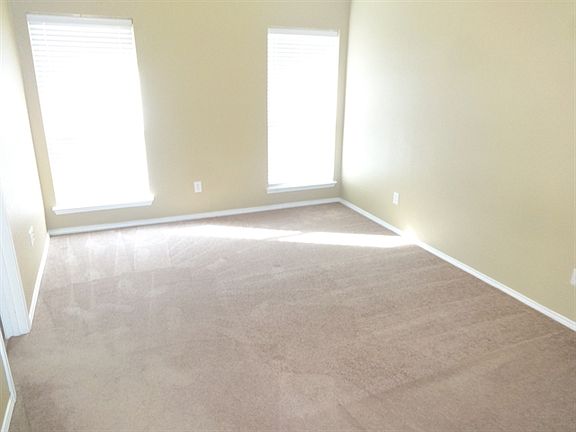 5th image of 1005 Kory Dr