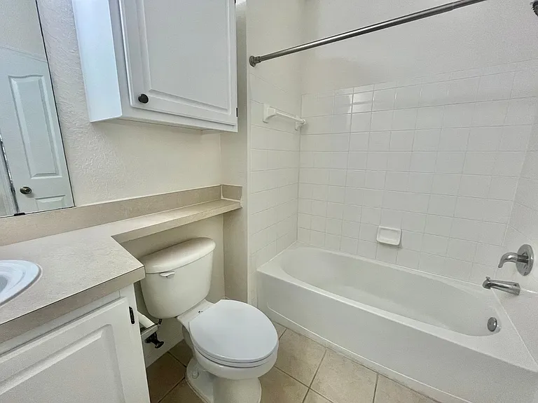 1100 Lake Shadow Cir #2306 — Photo 14