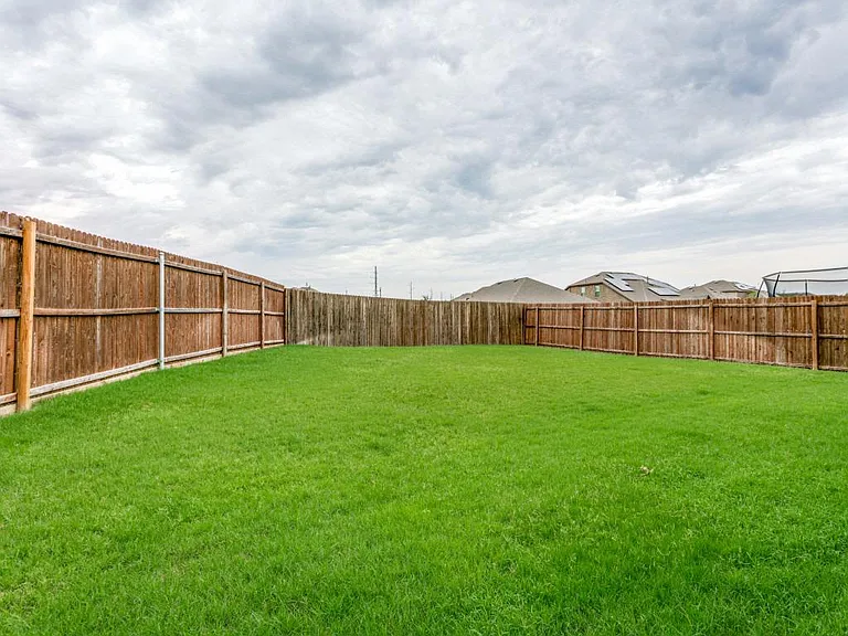 4120 Spur Trail Dr — Photo 26