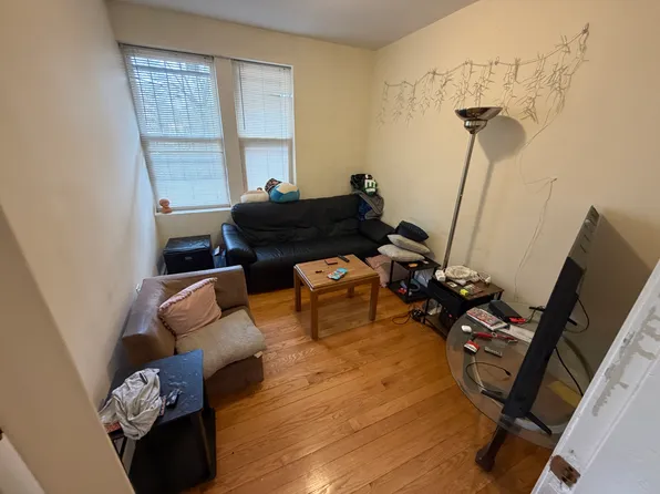 17 Lothian Rd, Brighton, MA