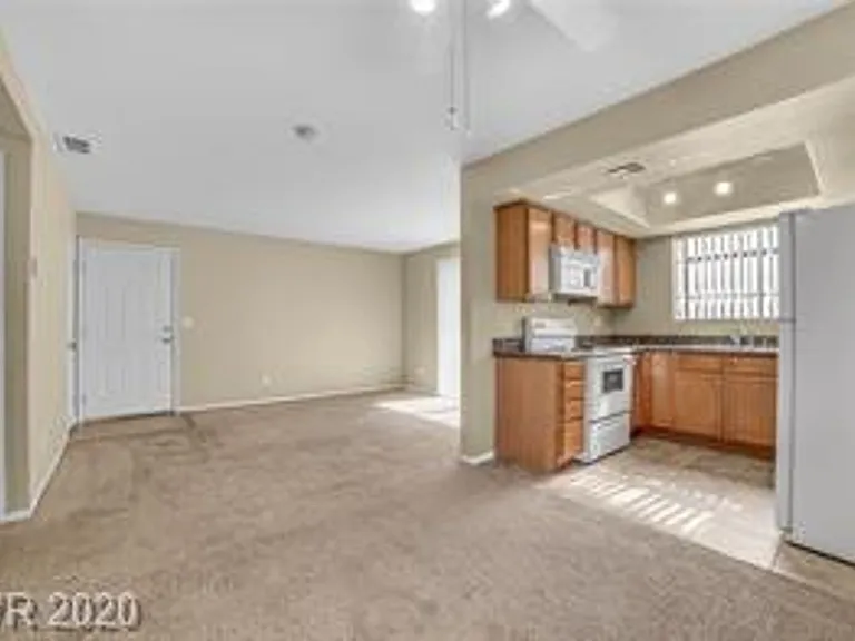 7300 Pirates Cove Rd #1057 — Photo 9