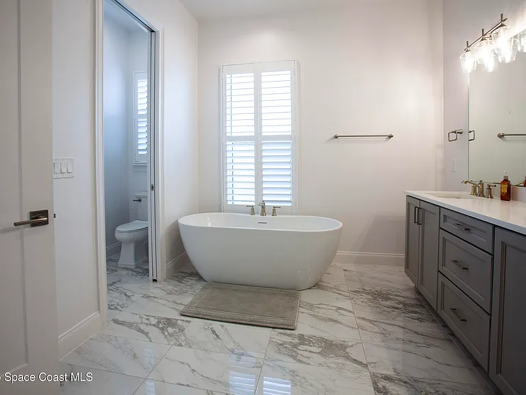 4305 Negal Cir — Photo 22