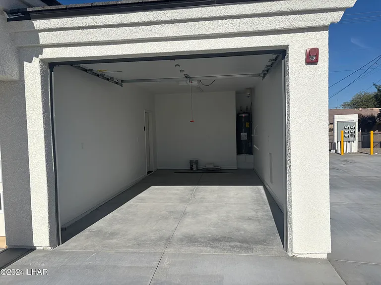2661 Tonto Dr #A — Photo 3