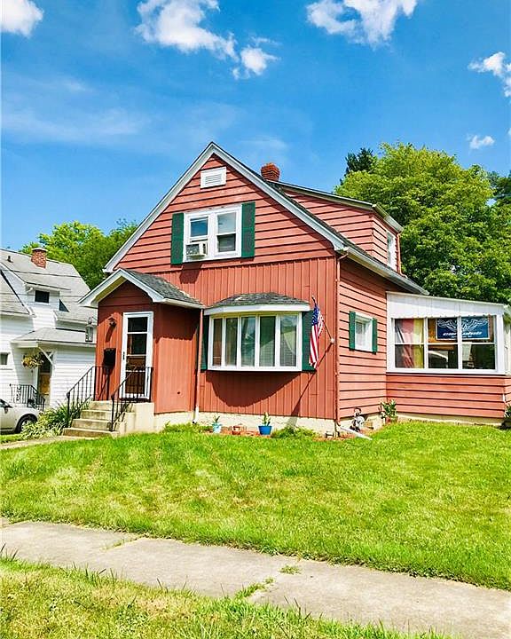 1st image of 88 Willow Ave