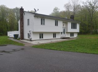 28 Deer Run, Marlborough, CT 06447