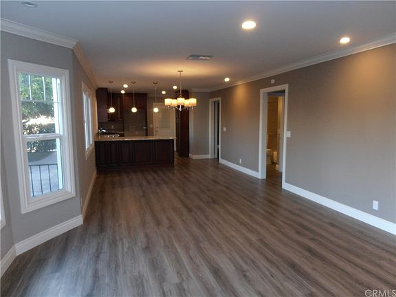 3rd image of 1645 Greenwood Ave