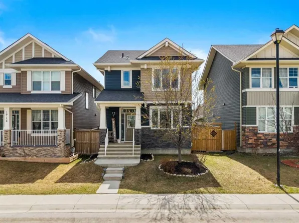 1717 N Baywater Rd SW, Airdrie, AB T4B 3V3