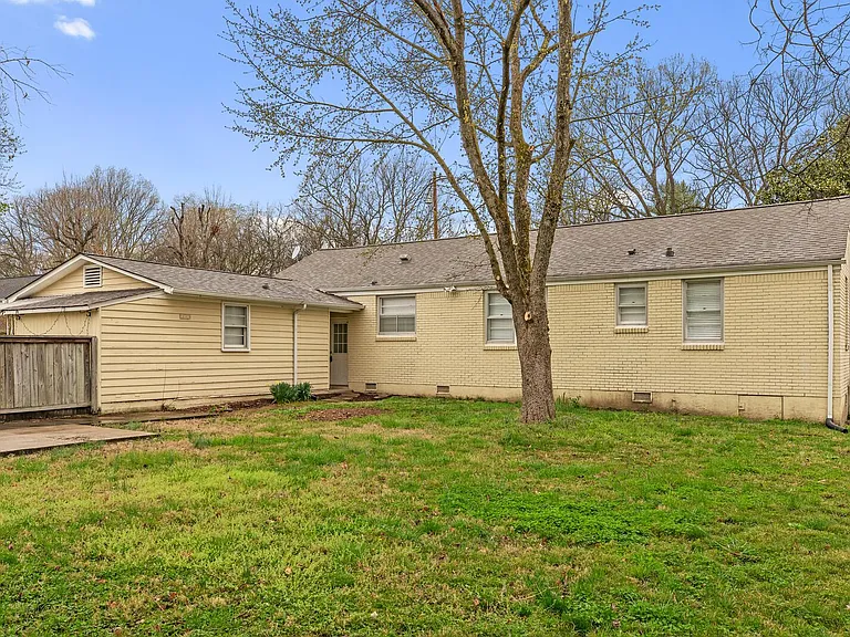 425 Perkins Dr — Photo 19