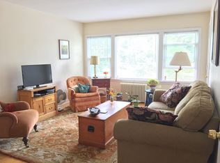 303 Ridge Ave #1A, Evanston, IL 60202