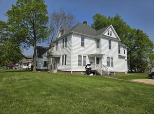 303 12th Ave W, Menomonie, WI 54751