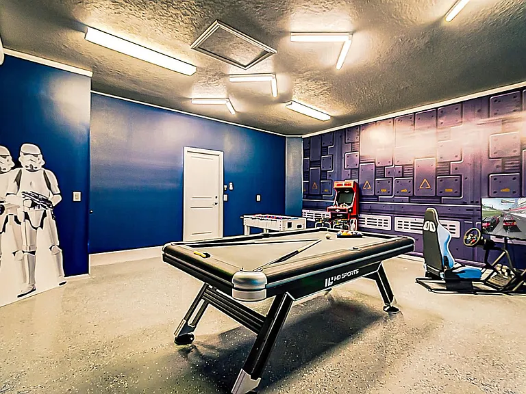 Building's Lounge