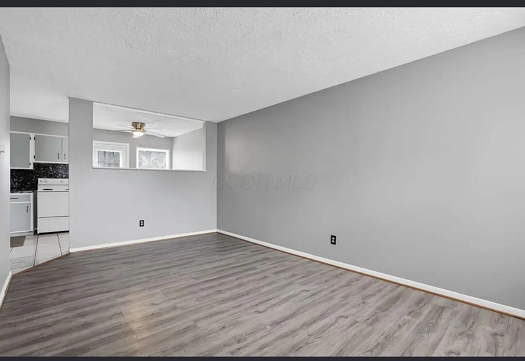 2 bed, 1.0 bath, 810 sqft, $1,400 — Photo 3