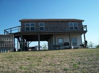 1731 Fairway Dr #595, Angleton, TX 77515