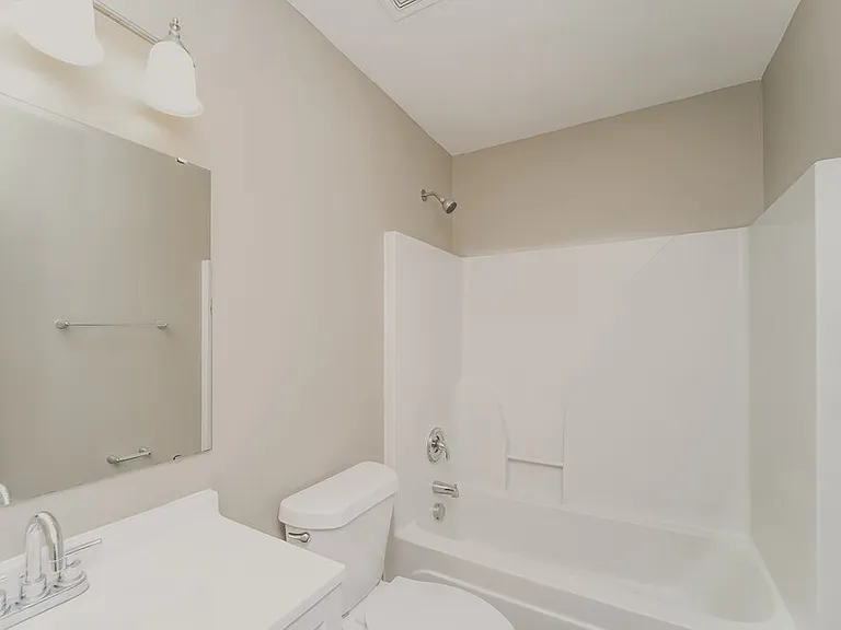 3804 Larkhaven Village Dr — Photo 11