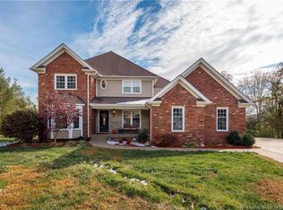 901 Falcon Run, New Albany, IN 47150