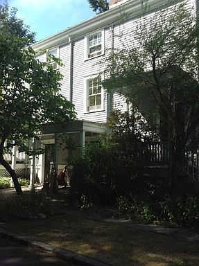 2nd image of 2099 NE Victorian Ln
