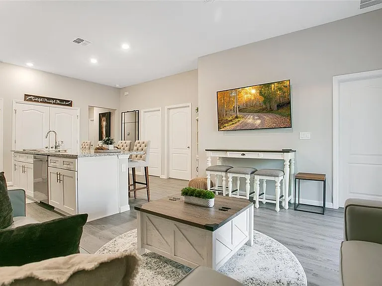 14257 SW 60th Ter #1 — Photo 4
