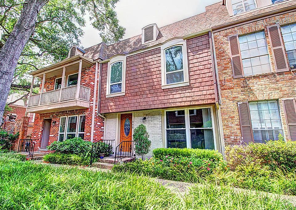 1st image of 448 N Post Oak Ln