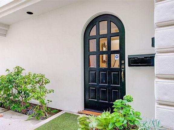 2nd image of 416 Highland Ave #1