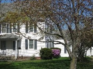 9 Water St, Gorham, ME 04038
