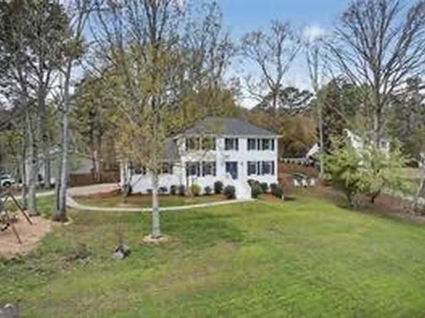 1199 Ashley Lake Dr, Marietta, GA 30062