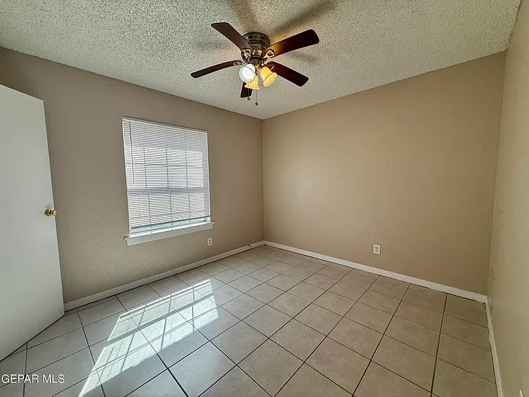 7113 El Cajon Dr — Photo 24