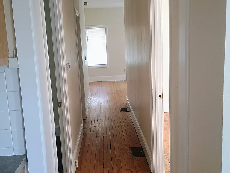 10 Hodges Ave #1 — Photo 5