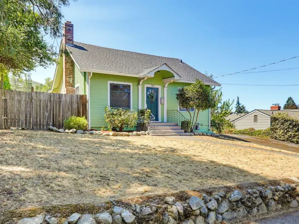 345 Liberty St, Ashland, OR 97520