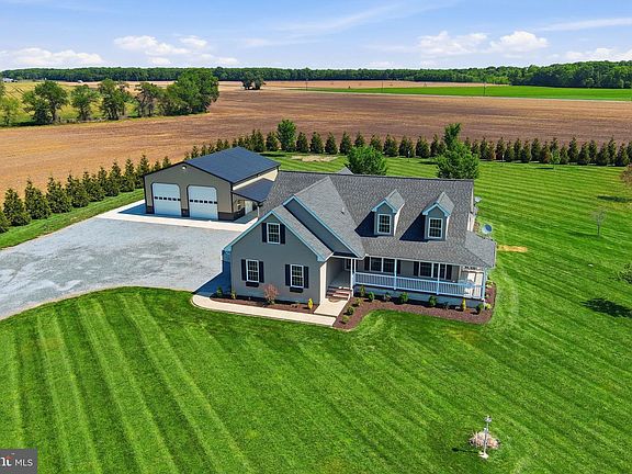 4th image of 615 Ell Downes Rd