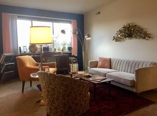 30100 W 9 Mile Rd APT 209, Farmington Hills, MI 48336