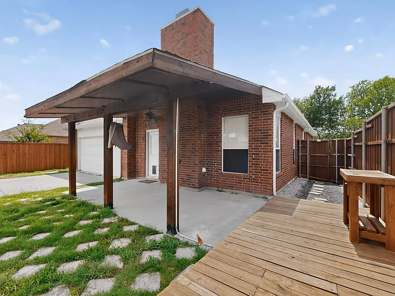 1409 Clear Creek Dr — Photo 38