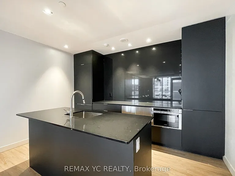 120 Parliament St #1710 — Photo 11