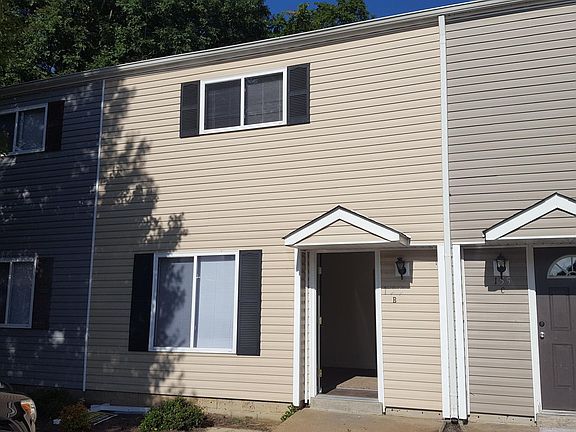 3rd image of 155 Delmar Ln APT B
