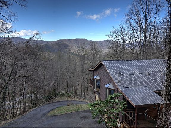 2nd image of 318 Biltmore Cir