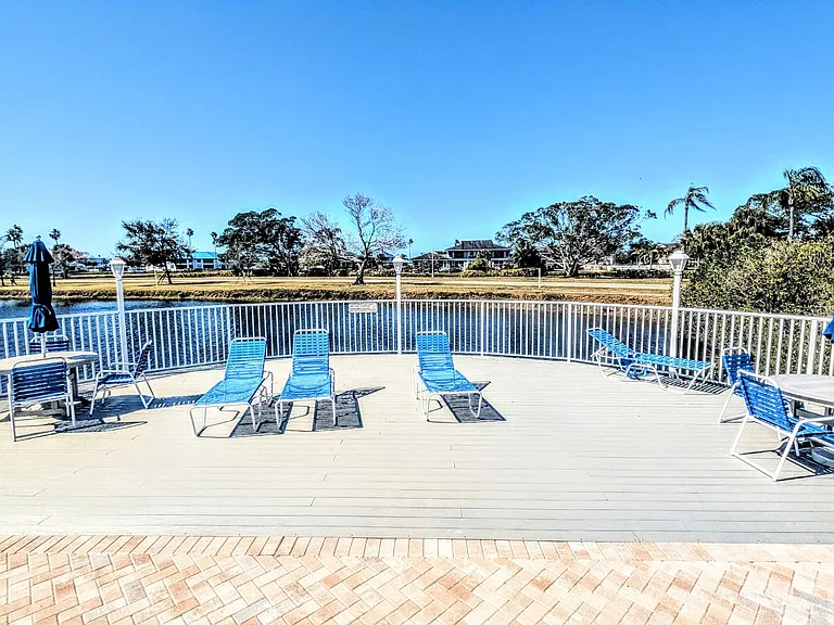 958 Sandpiper Cir #958 — Photo 34