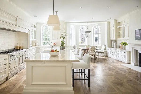 Sold by Compass | media 3