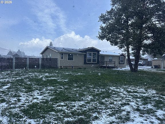 2nd image of 61988 West Rd