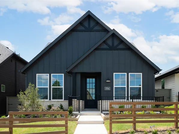 8744 Treeline Pkwy, Justin, TX 76247