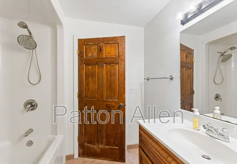 65 New Jersey Ave — Photo 11