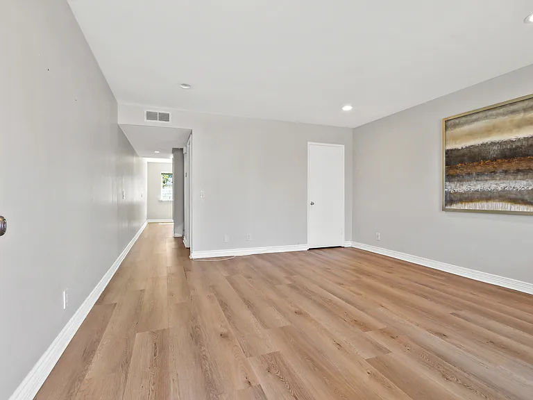 4735 Cielo Dr #146 — Photo 2