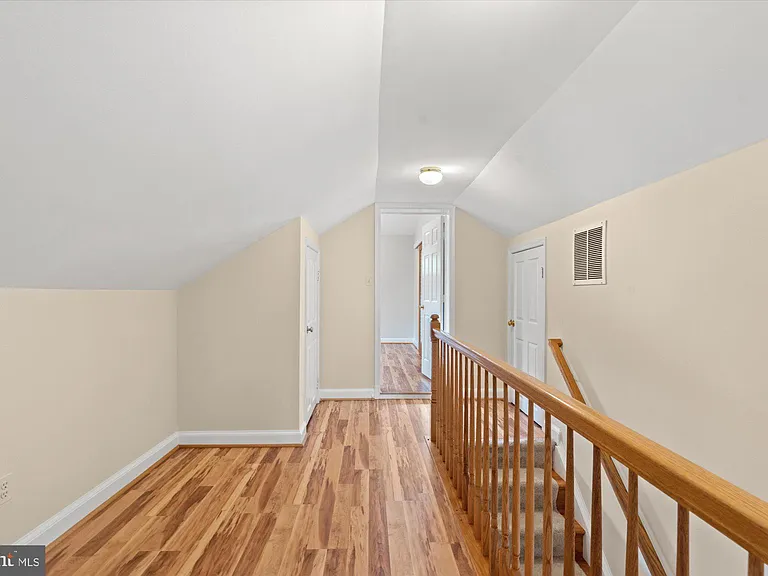 16 E Braddock Rd — Photo 29
