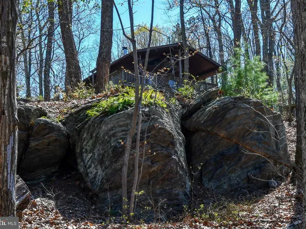 4562 Quail Run Dr, Marshall, VA 20115