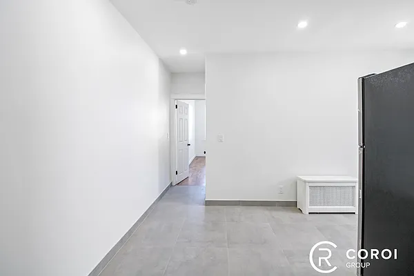 Rented by Coroi Corp | media 7